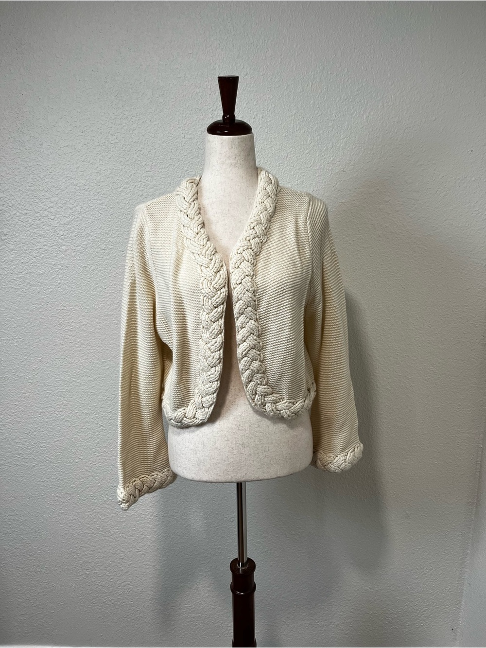 Elizabeth James Honey White Thick Cable  Knit Cardi with Braid Detail Size Large